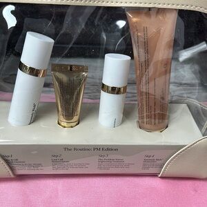 YesStyle White and Gold Elegant Gloves